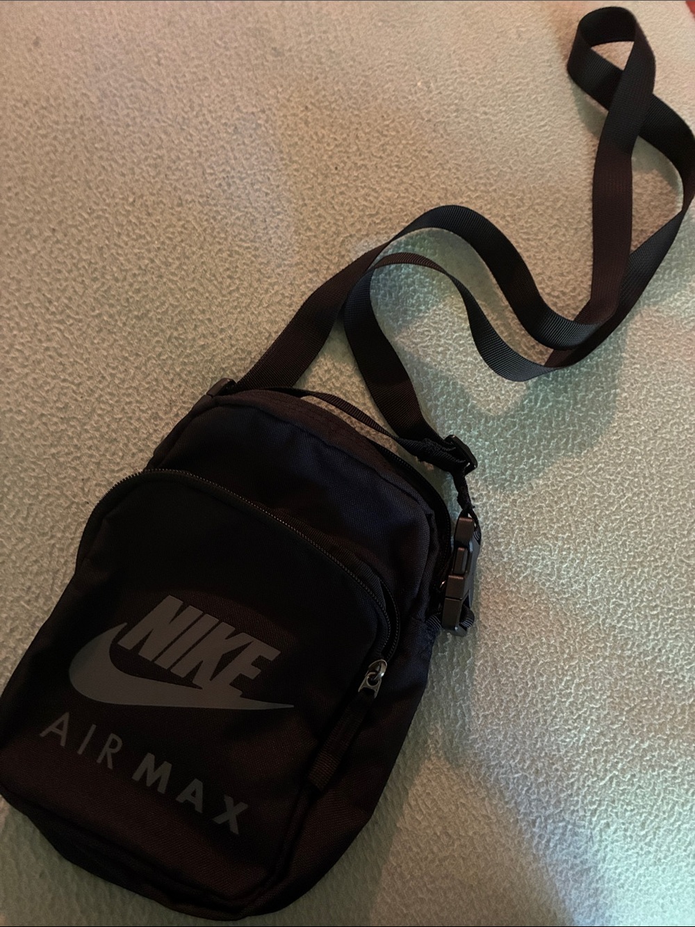 Nike Air Max Black Crossbody Belt Bag